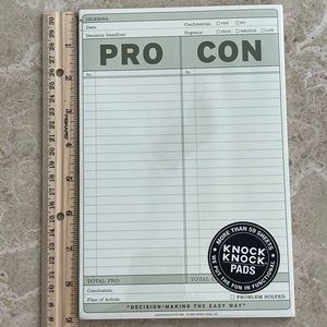 NWT Knock Knock “Pro Con” Note Pad 6 x 9